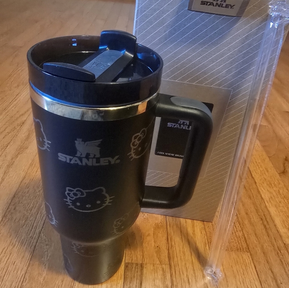 Hello Kitty Stanley Tumbler – BlackStay cute - Picture 9 of 11
